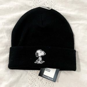 NWT Unisex SNOOPY  Beanie Black